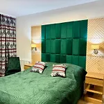 شقة Panorama Karkonoszy - Komfort Uzdrowisko Z Widokiem Na Sniezke I Aquapark كارباش