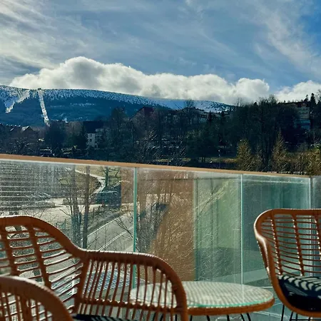 Panorama Karkonoszy - Komfort Uzdrowisko Z Widokiem Na Sniezke I Aquapark 아파트 *